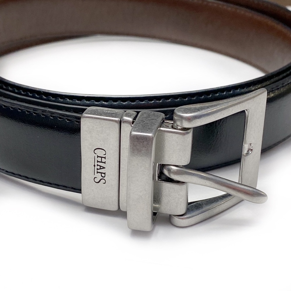 Chaps Men’s Faux Leather Reversible Belt - Picture 2 of 11